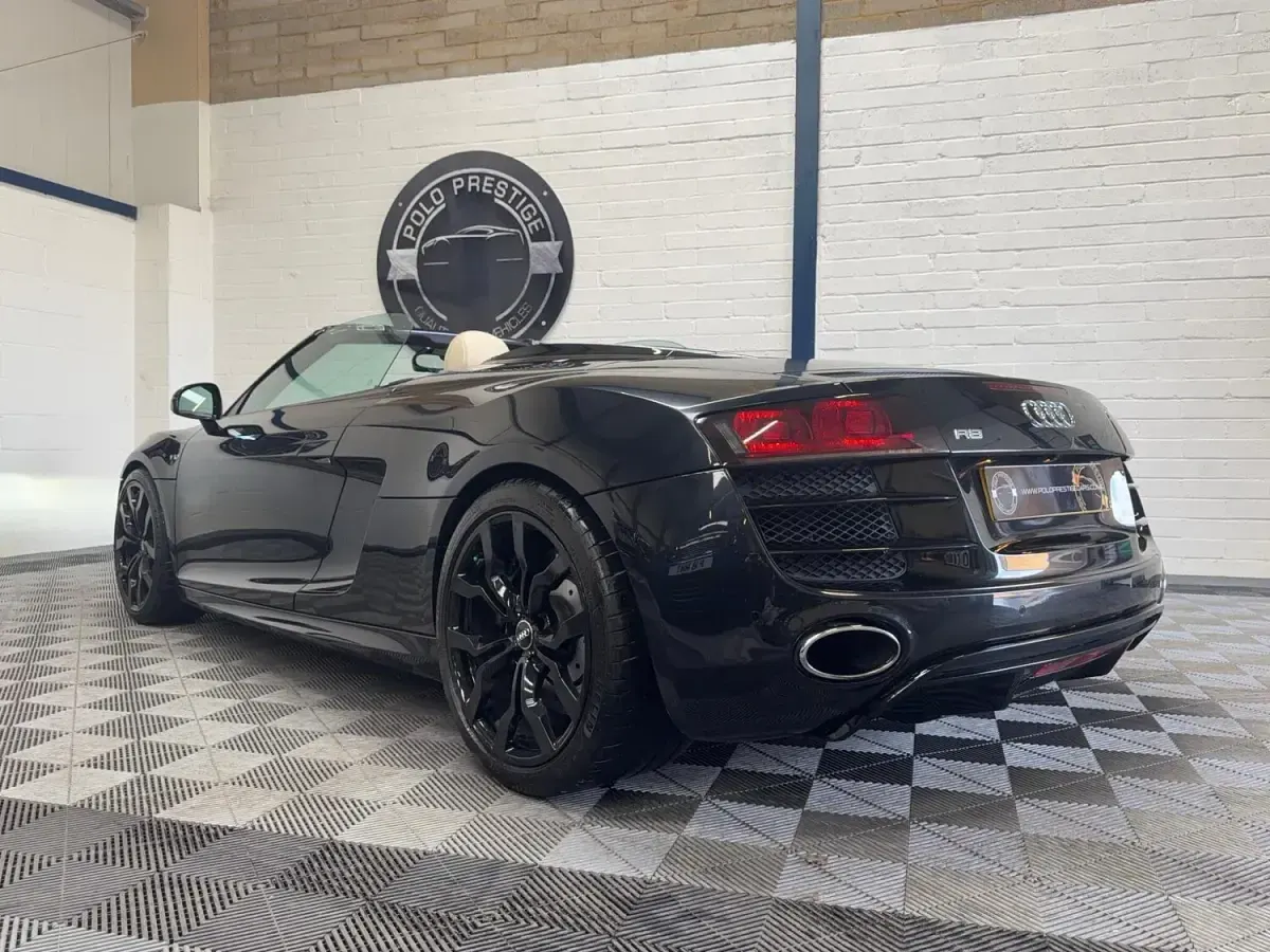 Used Audi R8 Spyder Advanced 525 HP (386 kW) 2011 Black Cabriolet