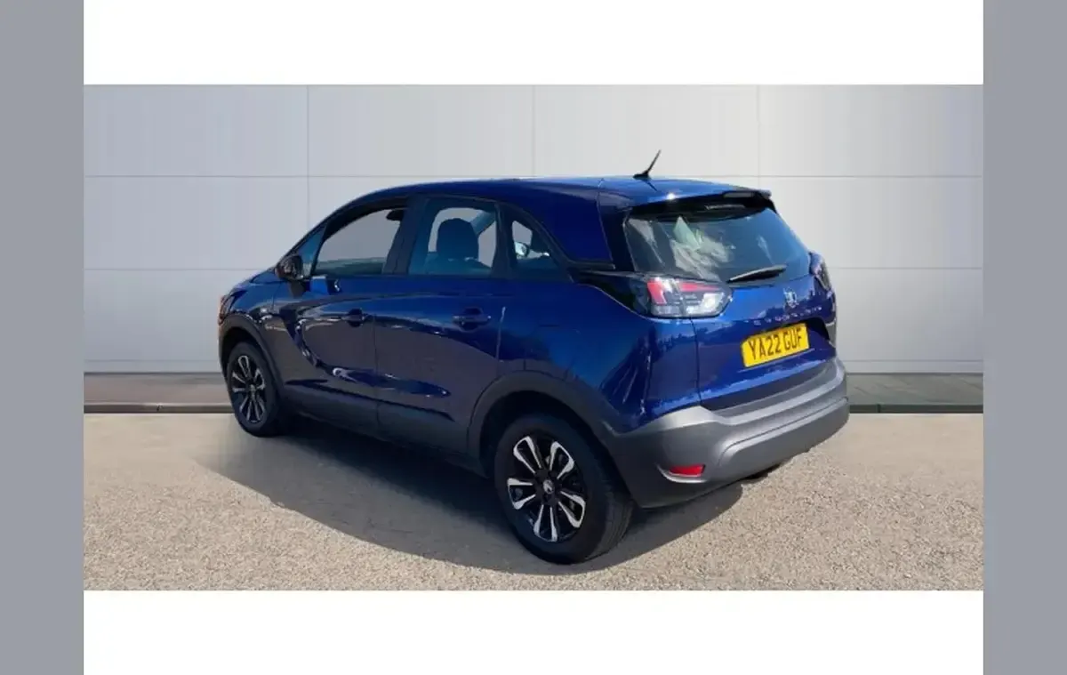 Used Vauxhall Crossland Design Edition 110 HP (80 kW) 2022 Blue SUV