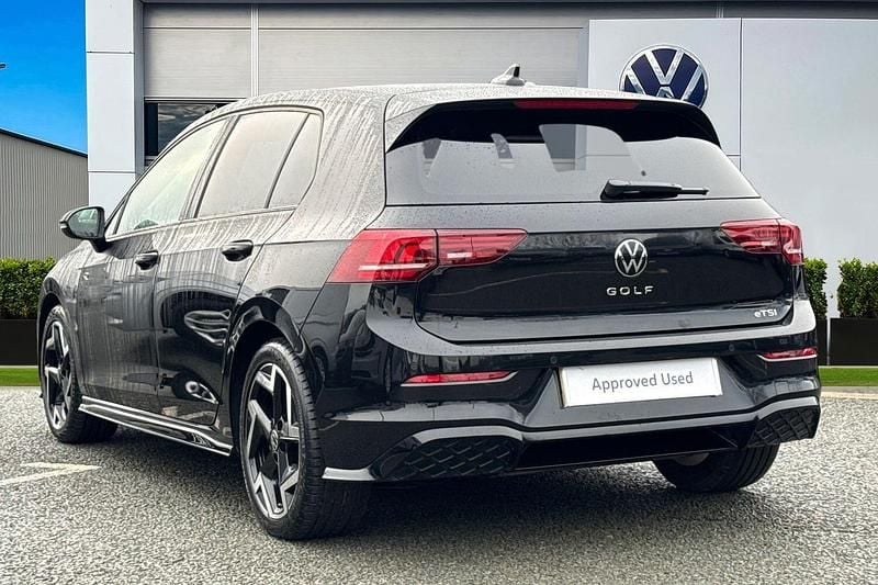 Used VW Golf VIII R-line 150 HP (110 kW) 2025 Black Hatchback