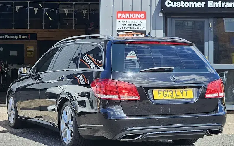 Used Mercedes E220 SE 170 HP (125 kW) 2013 Black Estate