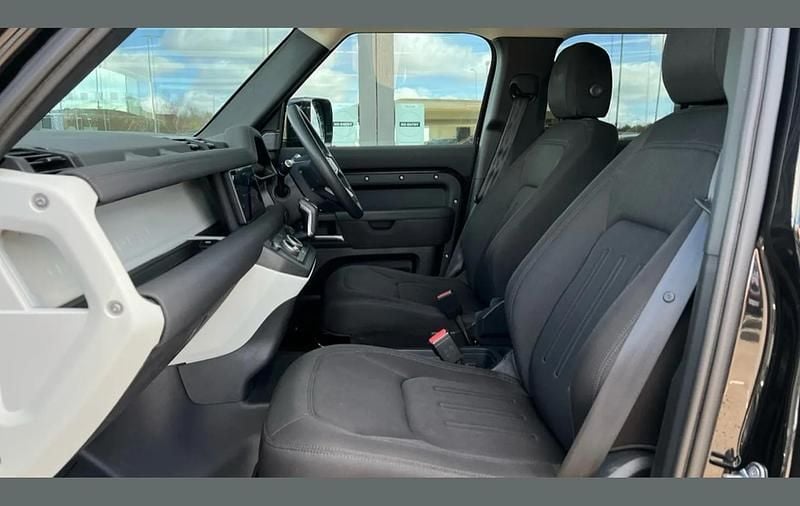 Used Land Rover Defender 200 HP (147 kW) 2021 Black SUV