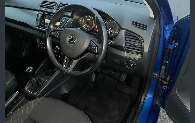 Used Skoda Fabia SE L 88 HP (64 kW) 2017 Blue Estate