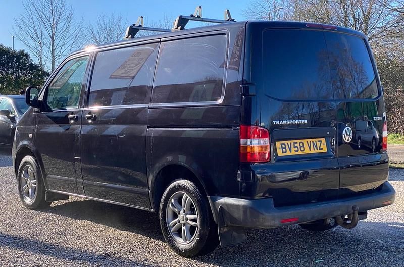 Used VW T5 130 HP (95 kW) 2008 Black Van