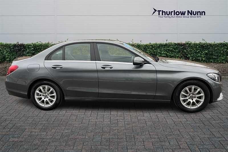 Used Mercedes C220 SE 170 HP (125 kW) 2018 Grey Sedan