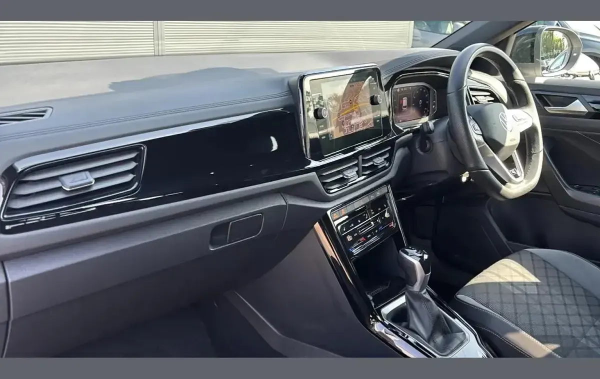 Used VW T-Roc Black Edition 150 HP (110 kW) 2025 White SUV