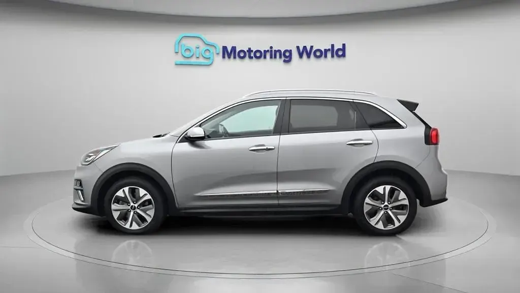 Used Kia e-Niro 147 kW (201 HP) 2022 SUV