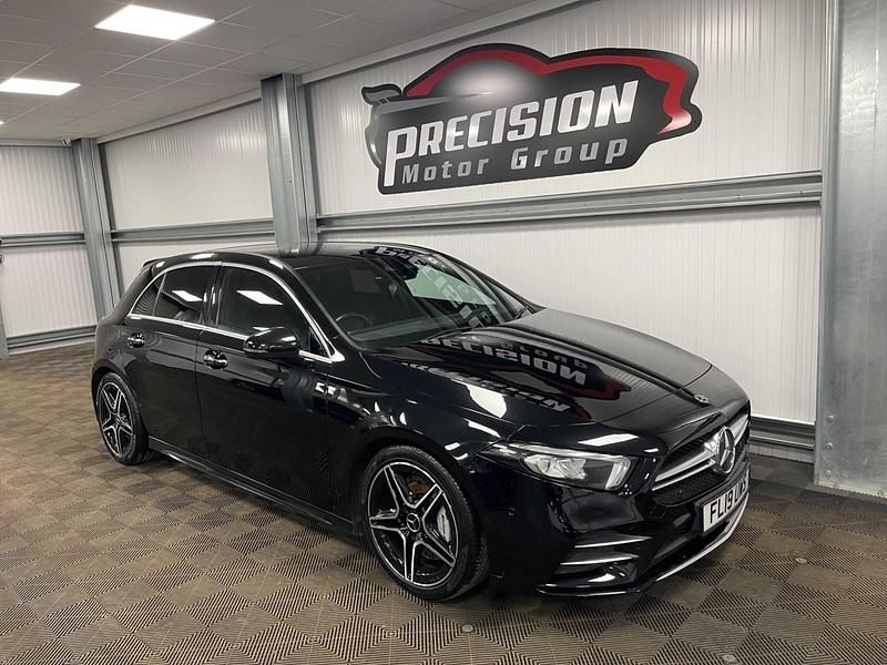 Begagnad Mercedes A35 AMG Premium 2019 Svart Halvkombi