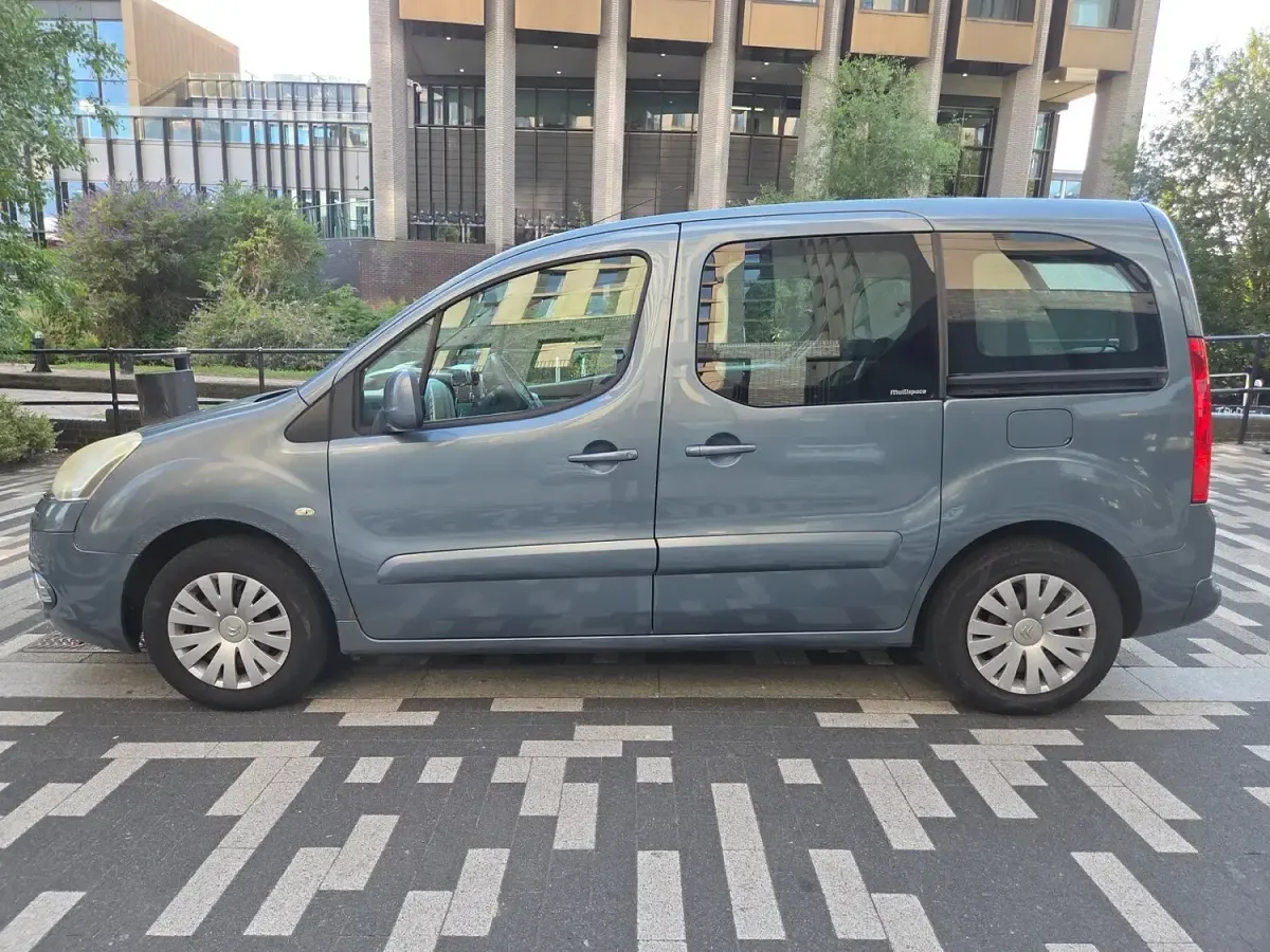 Used Citroën Berlingo VTR Sport 92 HP (67 kW) 2012 Grey MPV