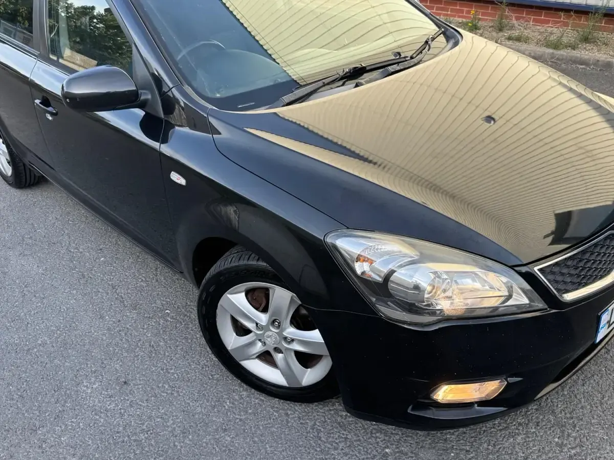 Used Kia Ceed 2010 Black Hatchback