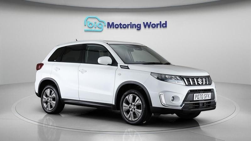 White Used 2020 Suzuki Vitara SZ-T SUV | £13,500 (Good price) - Image 1/4