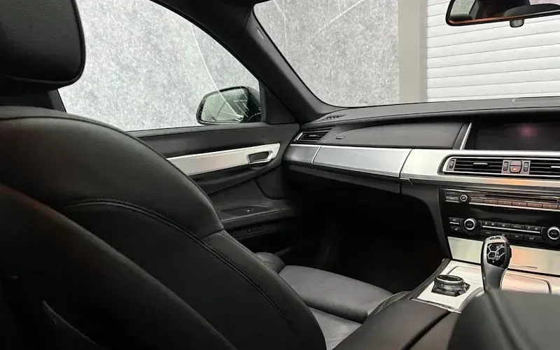 Used BMW 740 M Sport 313 HP (230 kW) 2014 Grey Sedan