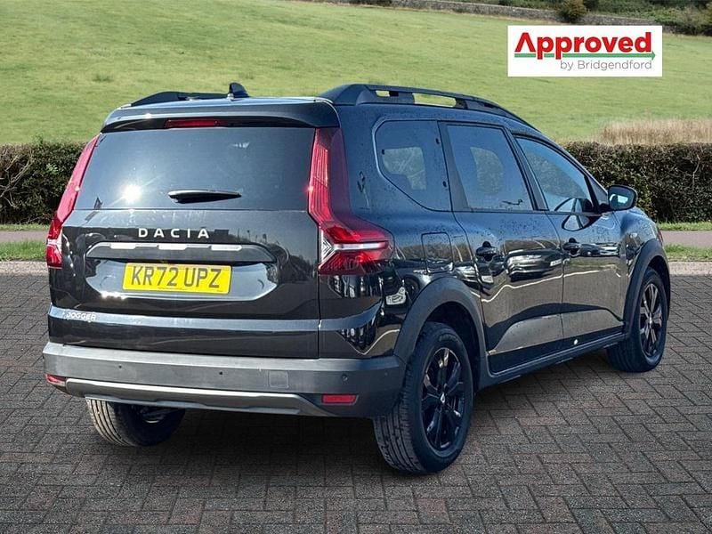 Used Dacia Jogger Extreme 109 HP (80 kW) 2022 Black MPV