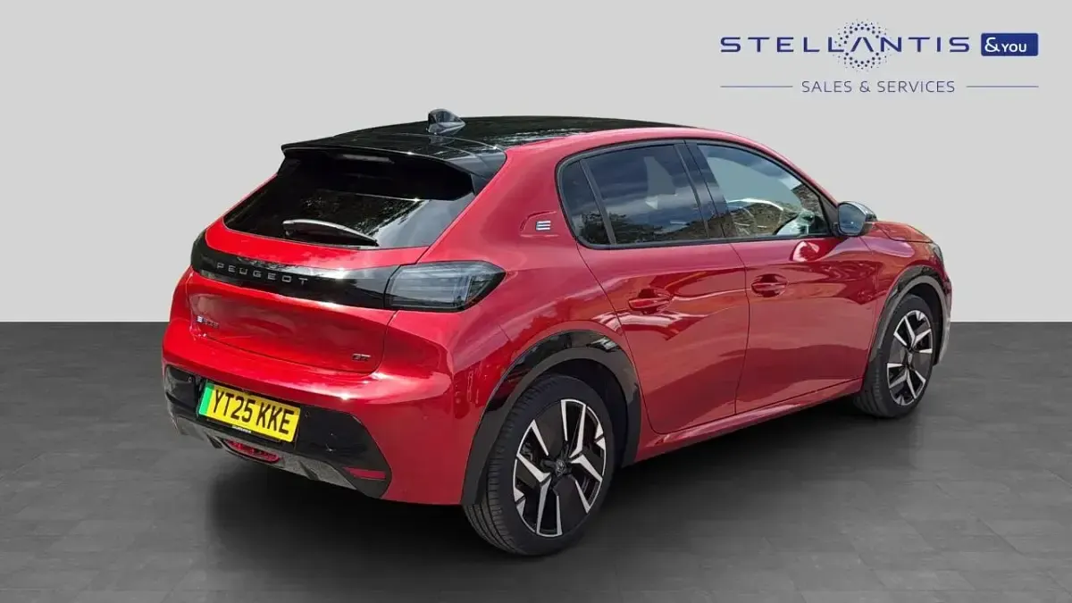 Used Peugeot e-208 GT 113 kW (154 HP) 2025 Red Hatchback