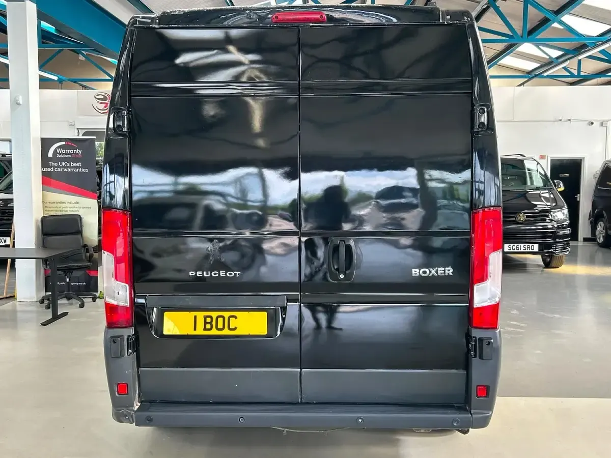 Used Peugeot Boxer 130 HP (95 kW) 2017 Black Van