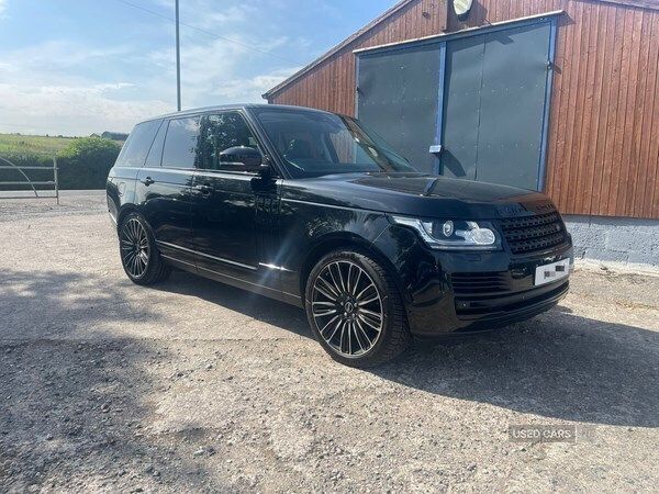 Black Used 2017 Land Rover Range Rover Vogue SE SUV | £18,995 (Super price) - Image 1/4