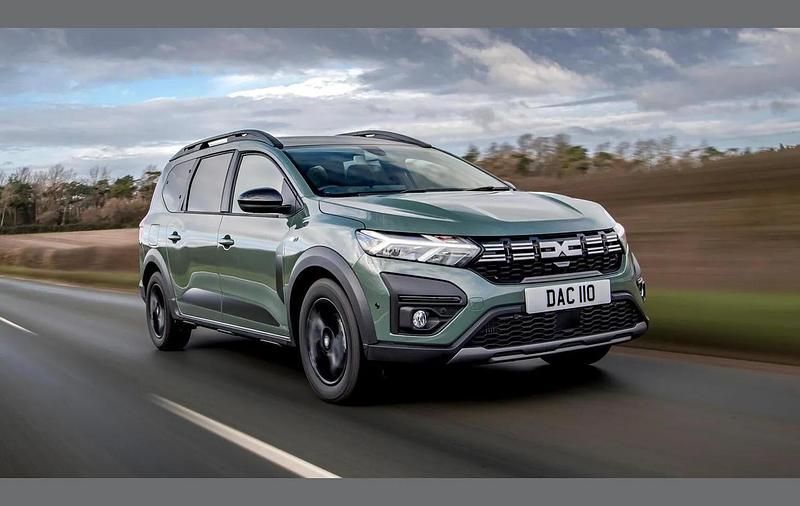 Green Used 2024 Dacia Jogger Expression MPV | £20,495 (Fair price) - Image 1/2