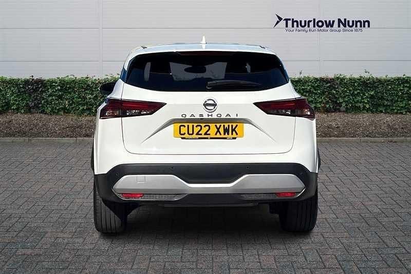 Used Nissan Qashqai N-Connecta 158 HP (116 kW) 2022 White SUV