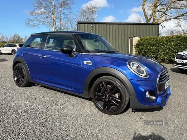 Used Mini Cooper D Hatch 2018 Blue Hatchback