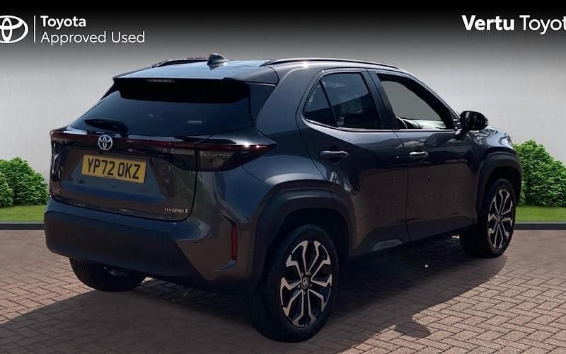 Used Toyota Yaris Hybrid Design 116 HP (85 kW) 2026 Estate