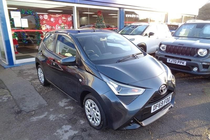 Grey Used 2020 Toyota Aygo X-play Hatchback | £8,750 (Fair price) - Image 1/1