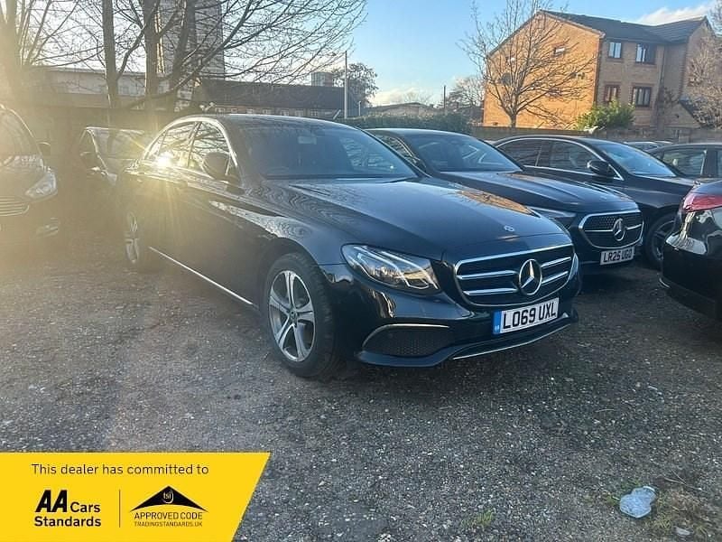Used Mercedes E220 SE 194 HP (142 kW) 2019 Black Sedan