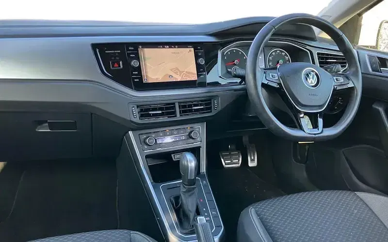 Used VW Polo Active 95 HP (69 kW) 2021 White Hatchback