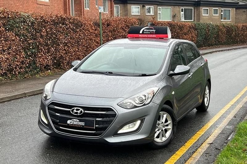 Grey Used 2015 Hyundai i30 SE Hatchback | £4,250 (Good price) - Image 1/1
