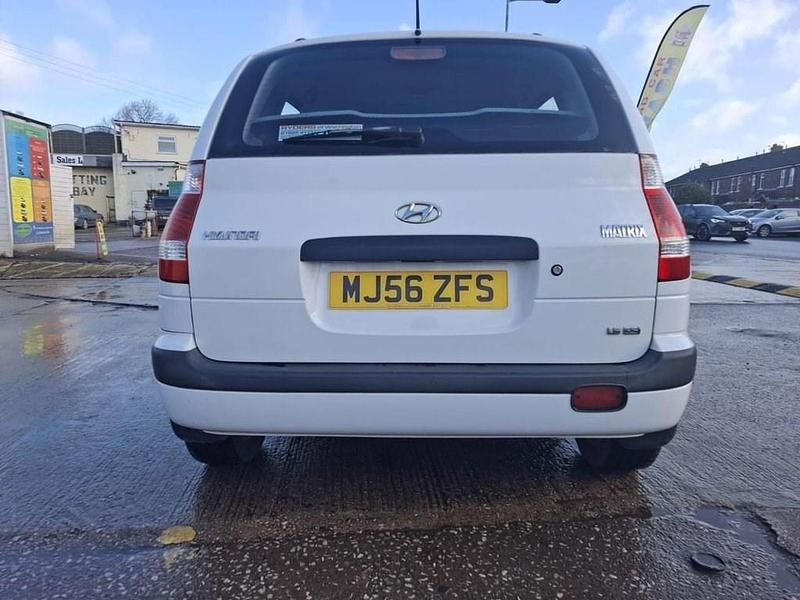 Used Hyundai Matrix 102 HP (75 kW) 2007 White MPV