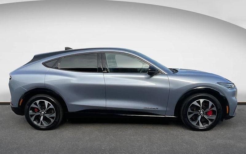 Used Ford Mustang Extended Range 351 HP (258 kW) 2022 Estate