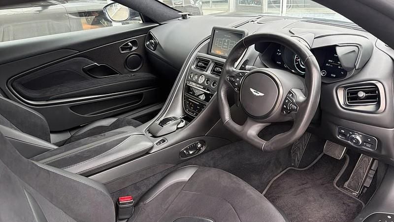 Used Aston Martin DBS 715 HP (525 kW) 2021 Silver Coupe