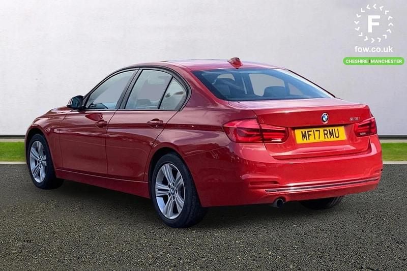 Used BMW 318 Sport Line 136 HP (100 kW) 2017 Red Sedan