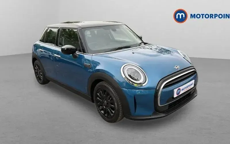 Usado Mini Cooper Classic 136 HP (100 kW) 2022 Citadino
