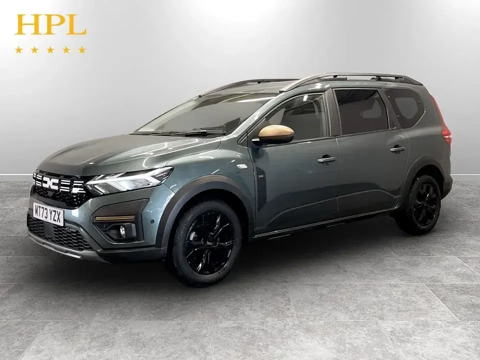 Used Dacia Jogger Extreme 110 HP (80 kW) 2024 Green MPV