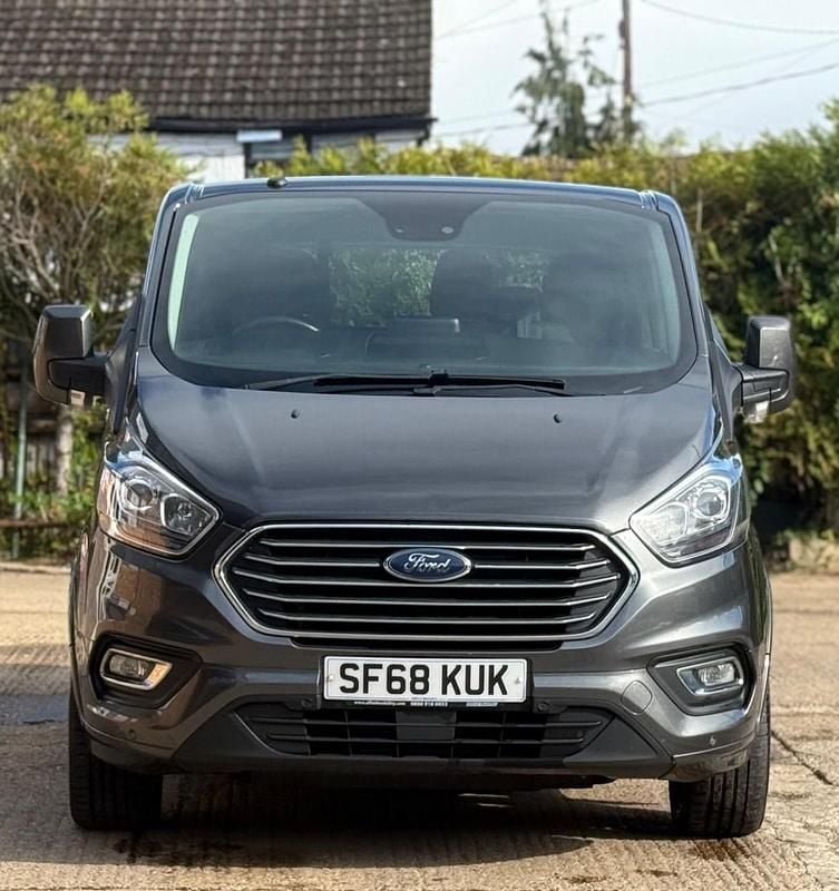 Grey Used 2018 Ford Tourneo Custom Titanium Sedan | £13,990 (Good price) - Image 1/2
