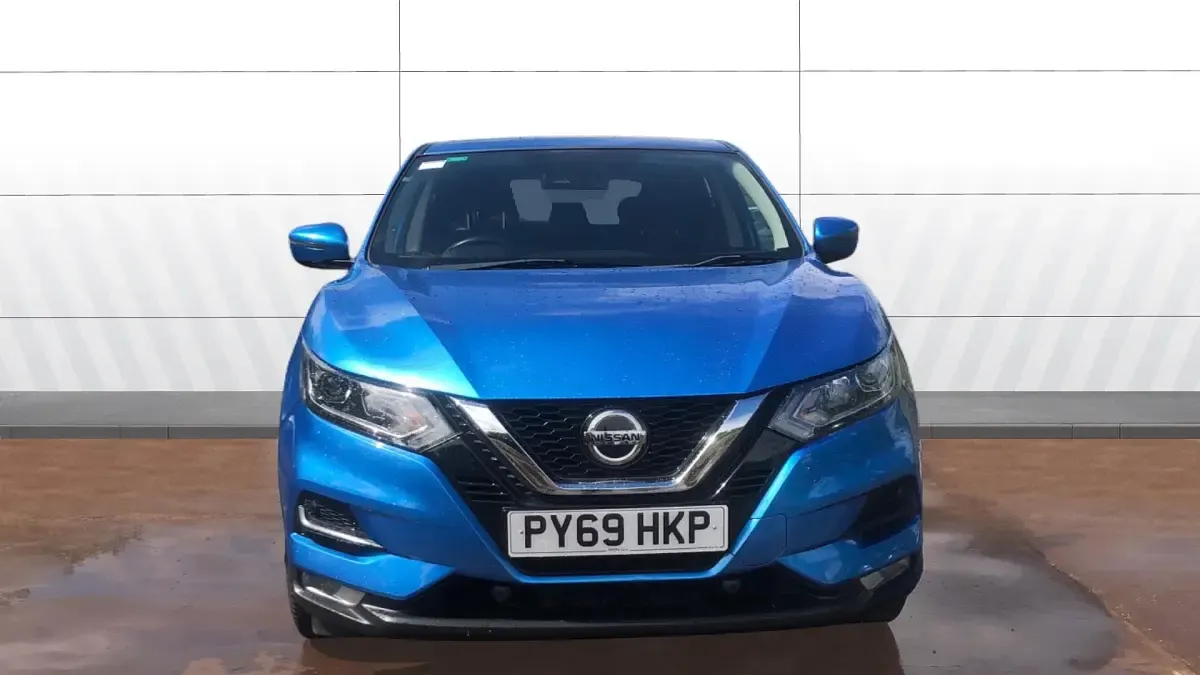 Used Nissan Qashqai Acenta Premium 160 HP (117 kW) 2019 Blue SUV