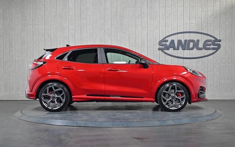 Used Ford Puma ST 200 HP (147 kW) 2023 Red Hatchback