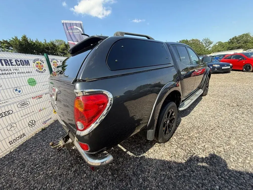 Used Mitsubishi L200 176 HP (129 kW) 2013 Grey Pickup