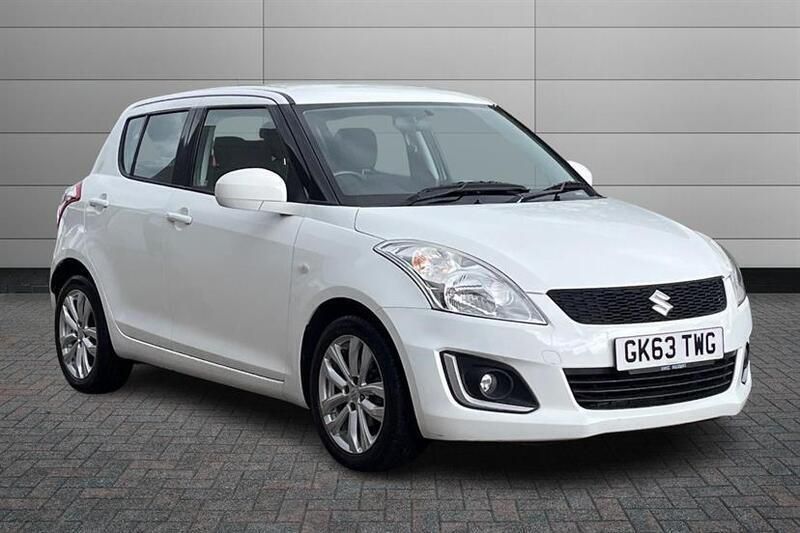 White Used 2013 Suzuki Swift SZ3 Hatchback | £4,180 (Fair price) - Image 1/4