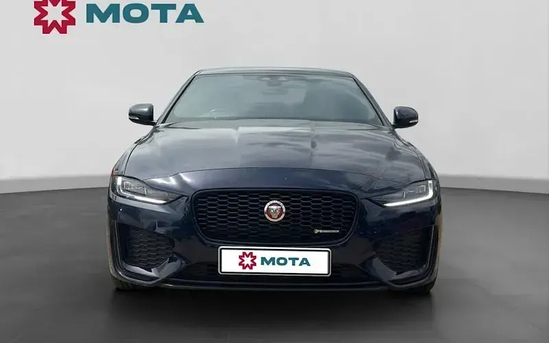Used Jaguar XE R-Dynamic 179 HP (131 kW) 2019 Blue Sedan