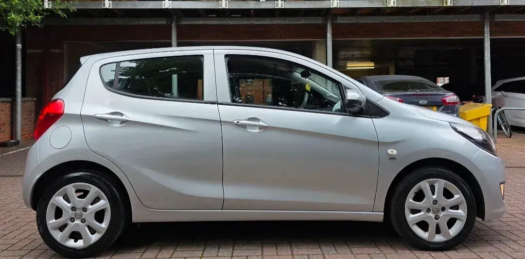 Used Vauxhall Viva 75 HP (55 kW) 2016 Silver Hatchback