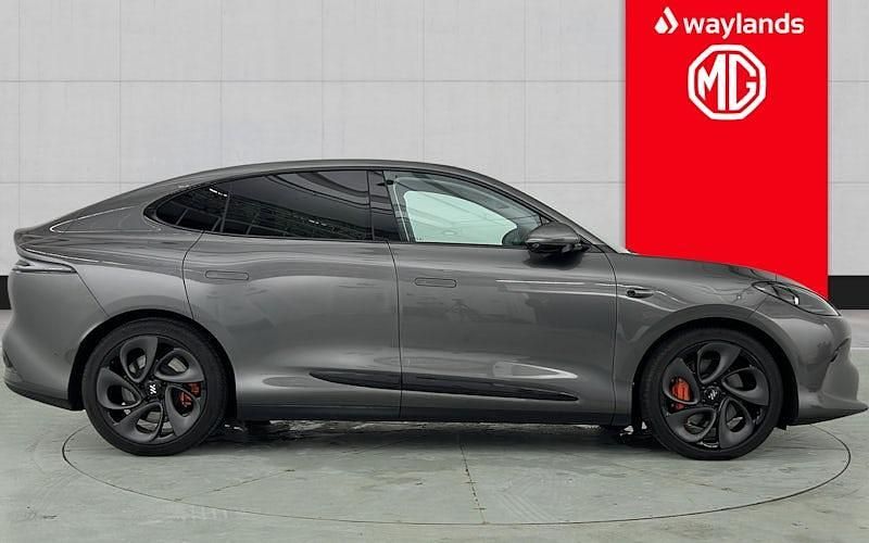 Used MG IM6 553 kW (752 HP) 2025 Silver SUV