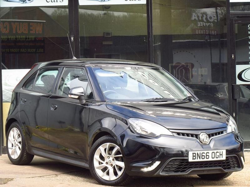 Used MG MG3 106 HP (77 kW) 2016 Black Hatchback