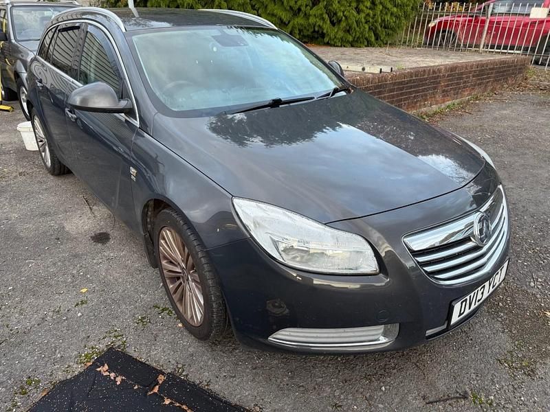 Grey Used 2013 Vauxhall Insignia Estate | £2,990 - Image 1/4
