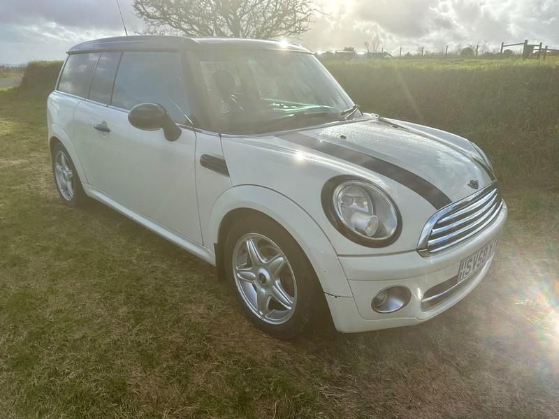 Used Mini Cooper Clubman 2008 White Estate
