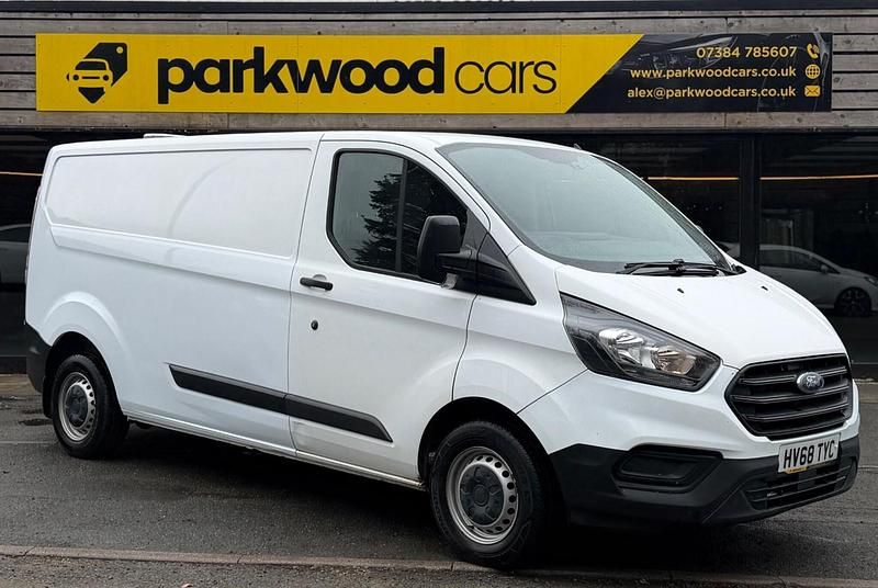 Used Ford Transit Custom 105 HP (77 kW) 2018 White Van