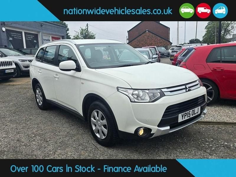 White Used 2015 Mitsubishi Outlander SUV | £4,324 (Super price) - Image 1/4