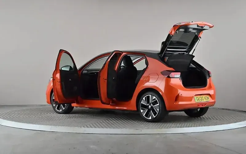 Used Vauxhall Corsa-e Elite 100 kW (136 HP) 2020 Orange Hatchback