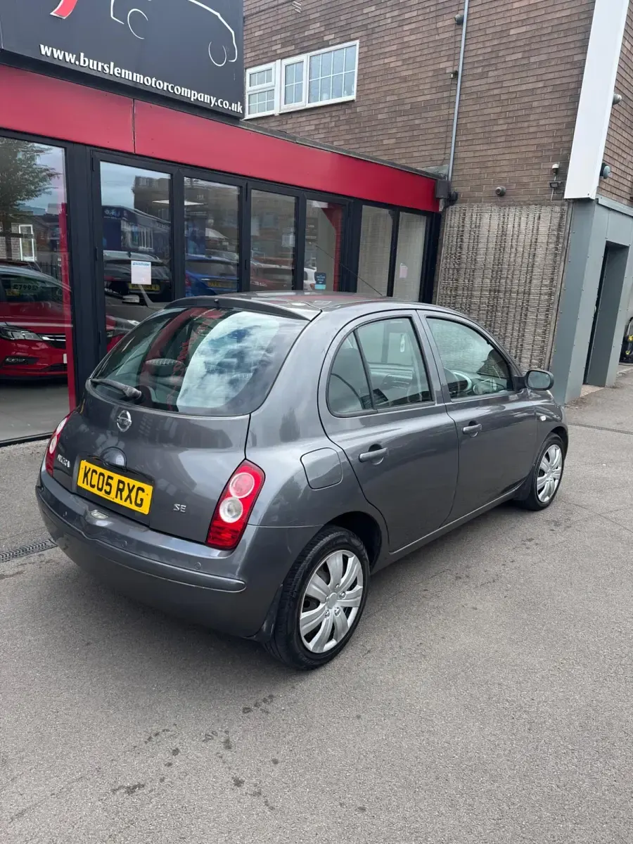 Used Nissan Micra SE 80 HP (58 kW) 2005 Grey Hatchback