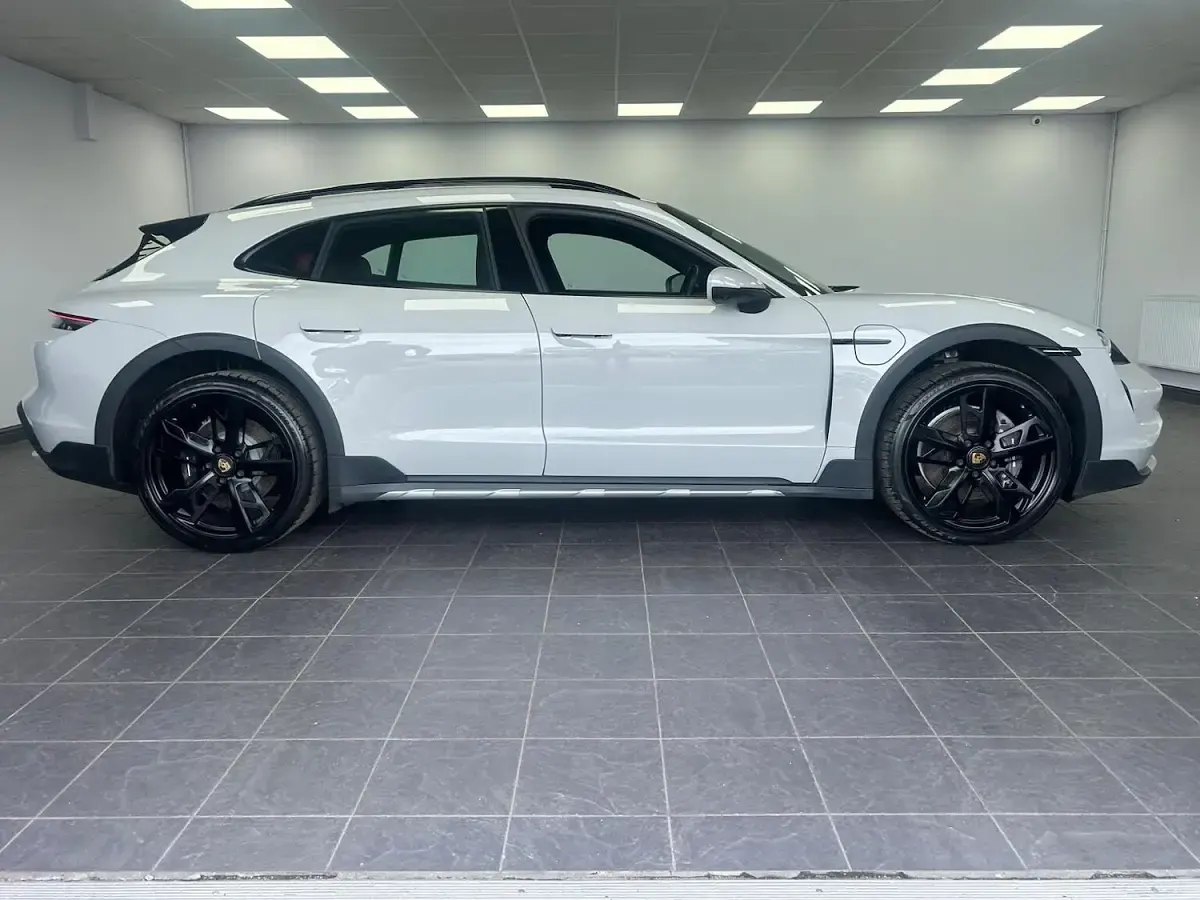 Used Porsche Taycan 350 kW (476 HP) 2022 Grey Estate