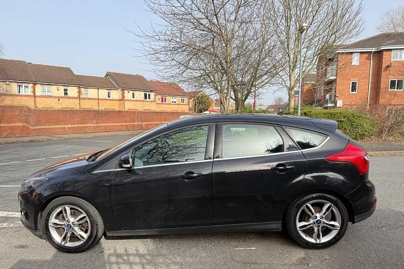 Used Ford Focus Titanium 2012 Black Hatchback